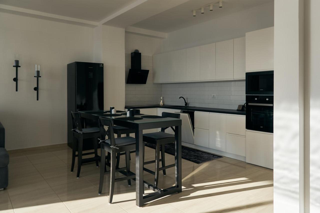 The Garrison Apartment Sarandë Eksteriør billede